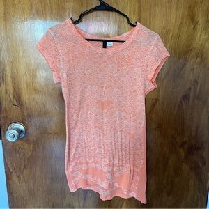 Divided Coral Lace Short Sleeve Top